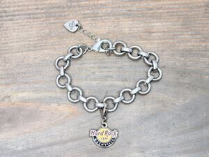 Hard Rock Cafe Silver Tone Charm Bracelet w Logo Nashville Guitar Pick Charms